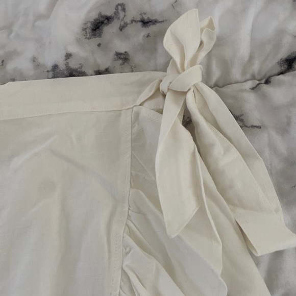 White Nasty Gal Wrap Skirt - Picture 3 of 5